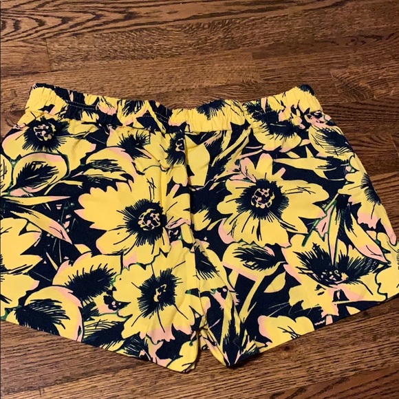 J Crew floral shorts - Picture 3 of 3